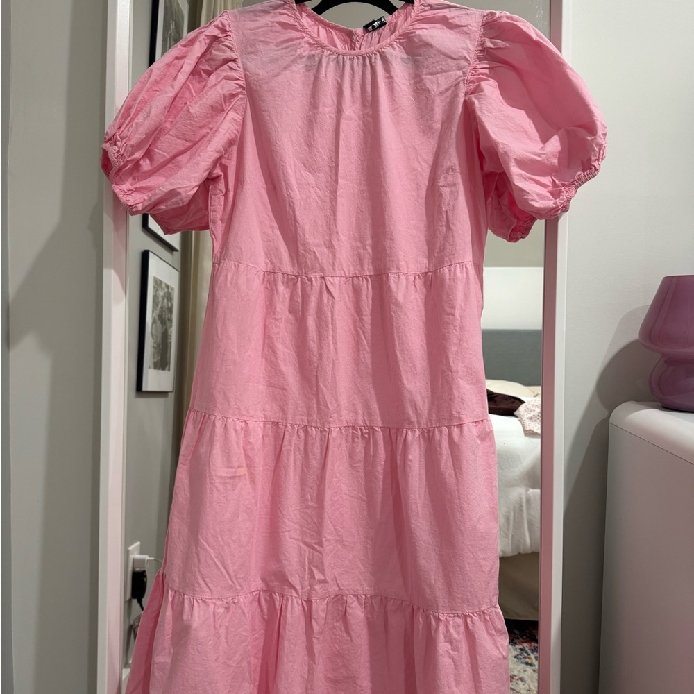 Pink Puff-Sleeve Tiered Midi Dress